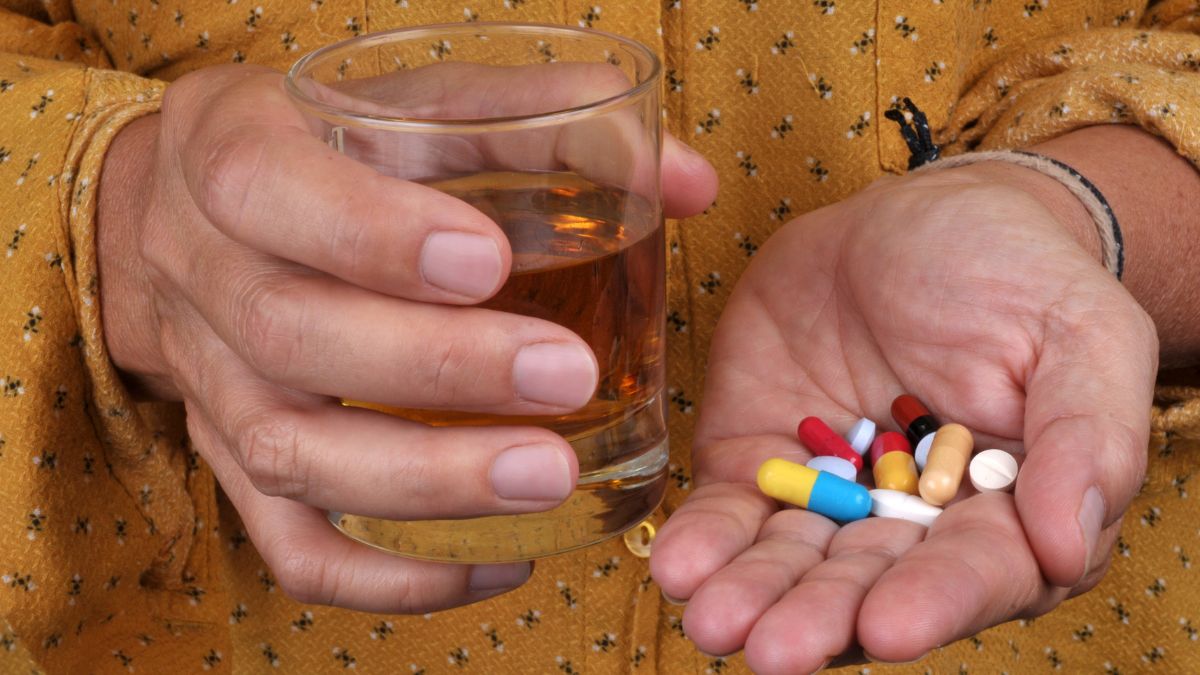 why-can-prednisone-and-alcohol-be-risky-together